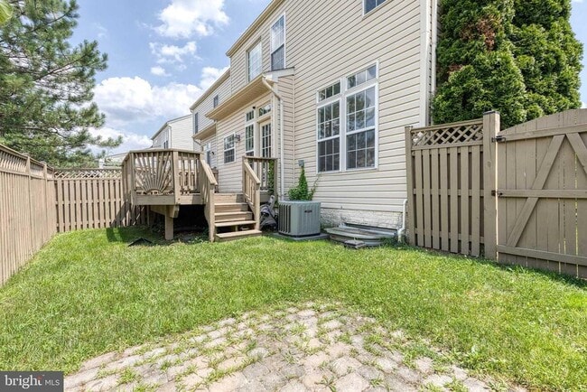 Building Photo - 116 Leeds Creek Cir