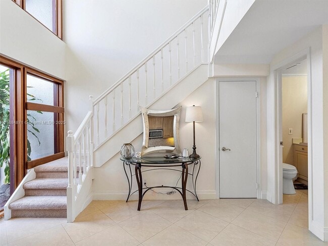 Building Photo - 3620 Yacht Club Dr