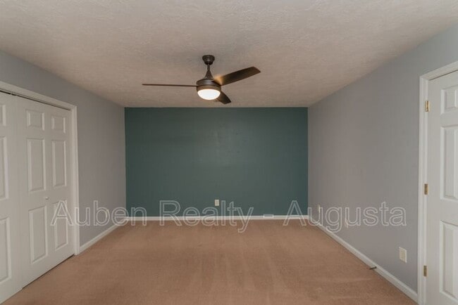 Building Photo - 312 Caldwell Cir