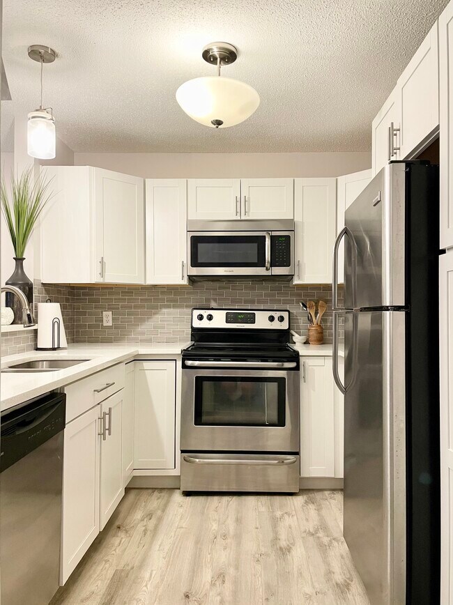 Kitchen - 7610 York Ave S