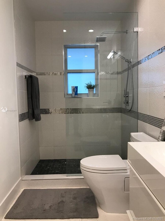 Building Photo - 131 Orchard Ridge Ln