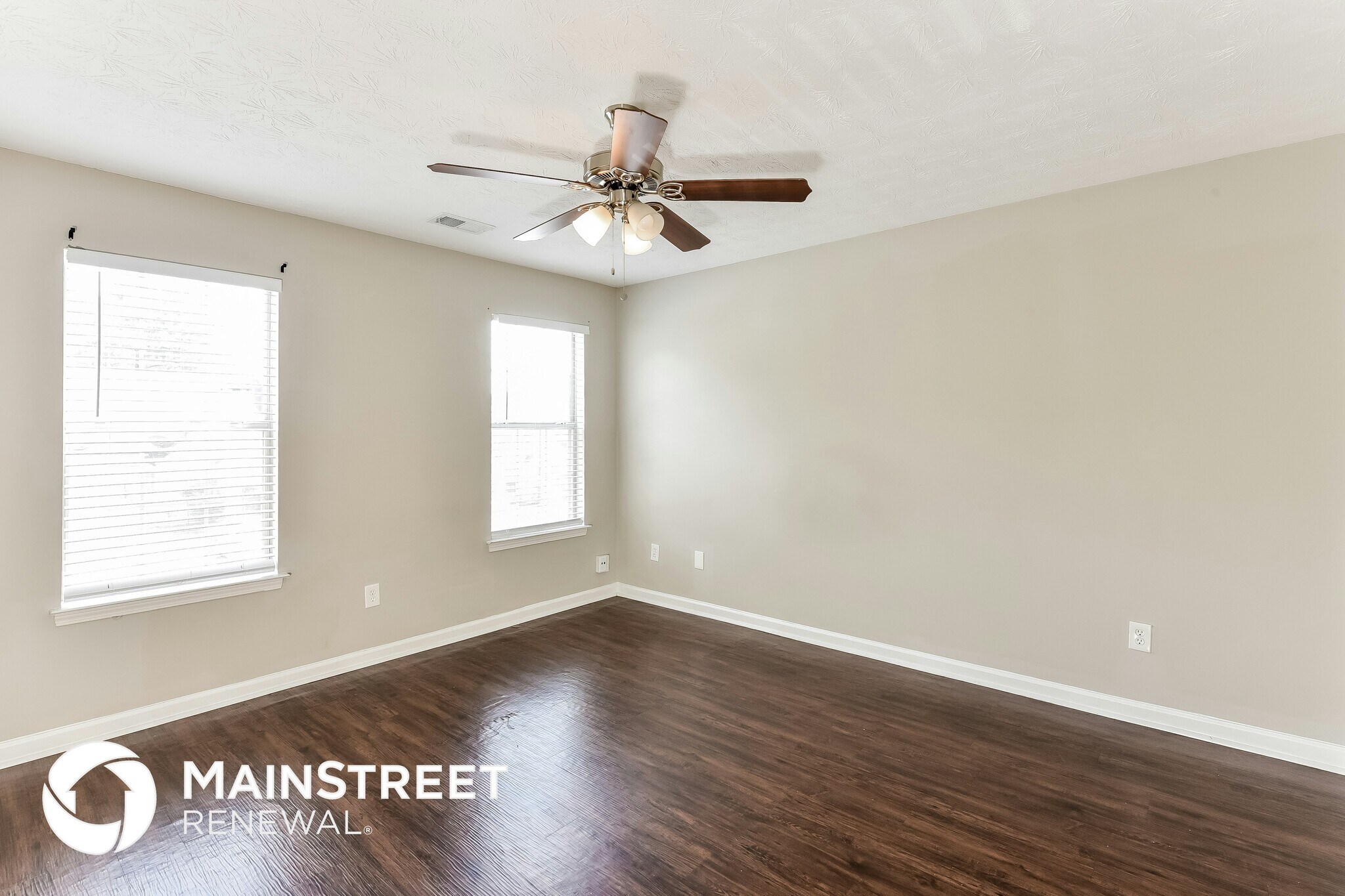 Building Photo - 5963 Sherwood Trace