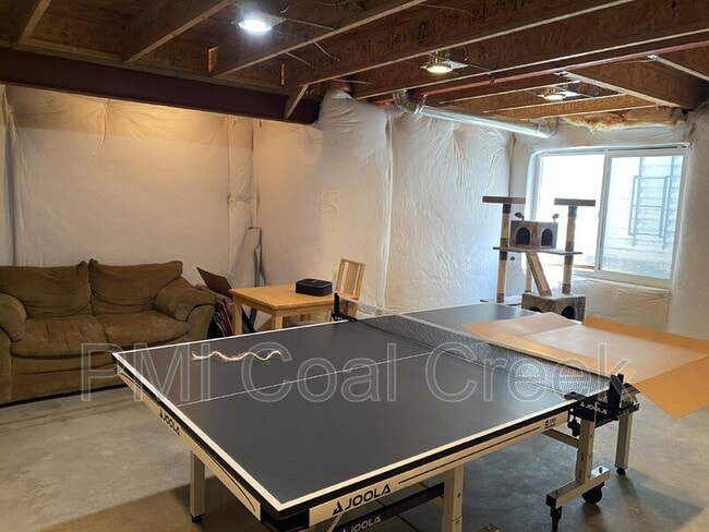 Building Photo - 13900 Lake Song Ln