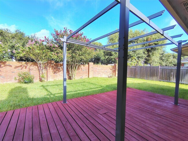 Building Photo - 818 Presley Way