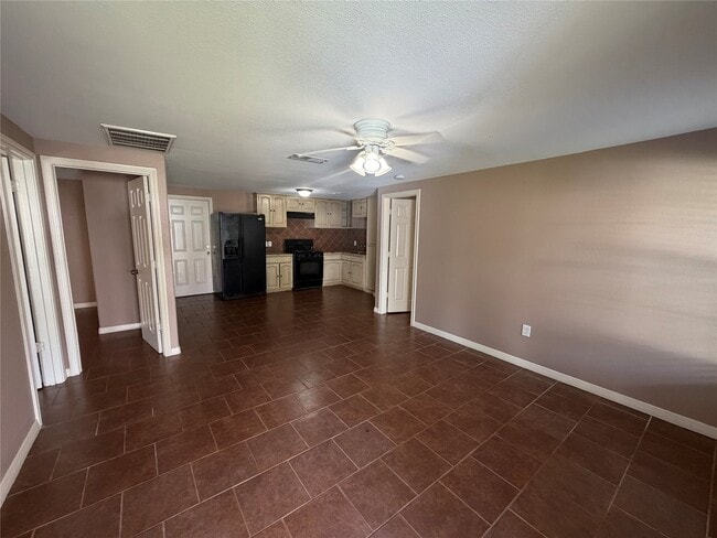 Building Photo - 1720 Roxella St