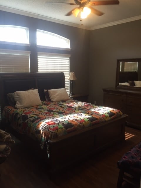 Building Photo - Spacious 3/2/2 in Allen! Laminate Wood Flo...