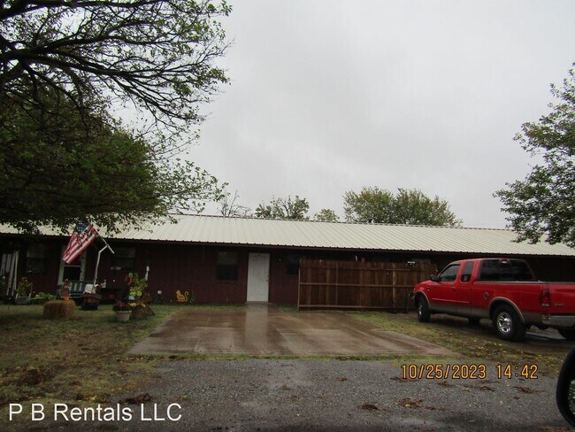 Primary Photo - 2 br, 1 bath House - 401 NW 6th Street, Apt B