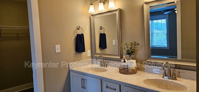 Building Photo - 42 Mcilwee Ln