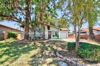 Building Photo - 25662 Roylene Dr