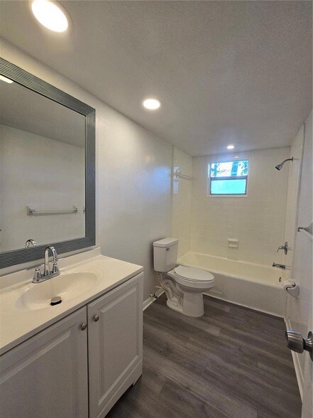 Building Photo - 4039 Audubon Dr