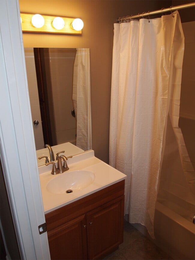 Building Photo - 10600 Church Rd