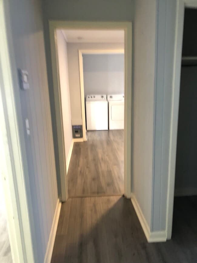 Building Photo - 1804 Screven Pl