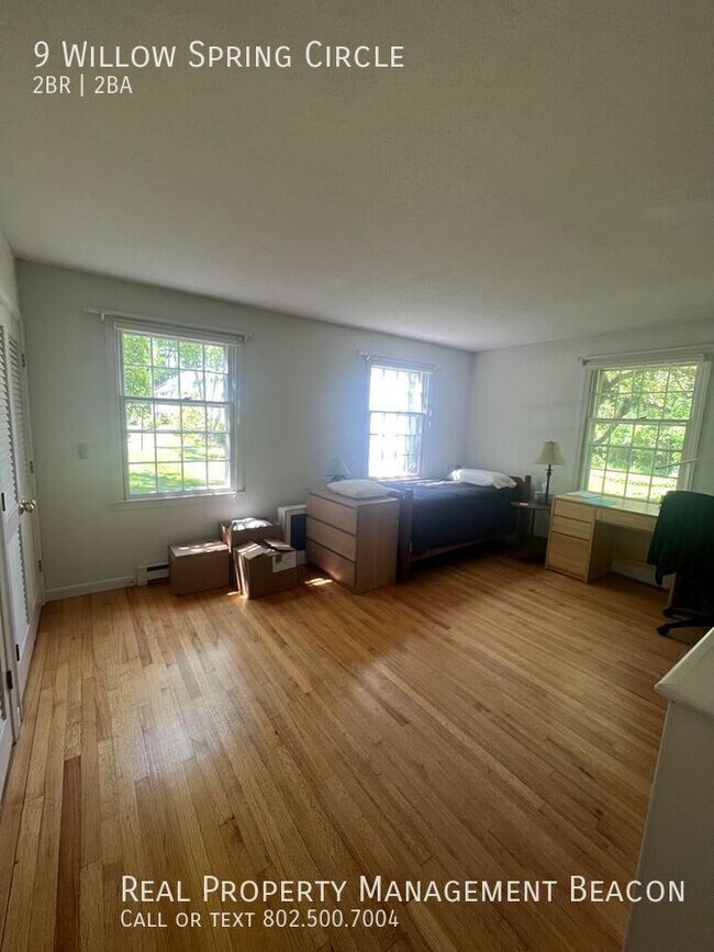 Building Photo - 9 Willow Spring Cir