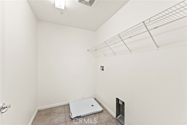 Building Photo - 6111 Rosewood Way