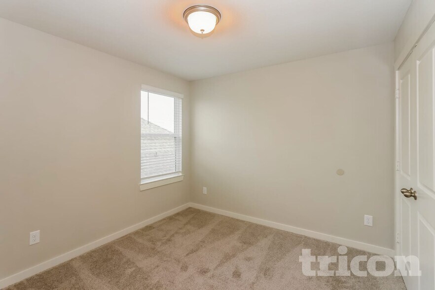 Building Photo - 2431 Cohorn Trl