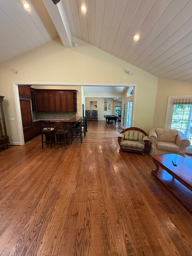 Building Photo - 25567 Willow Pond Ln