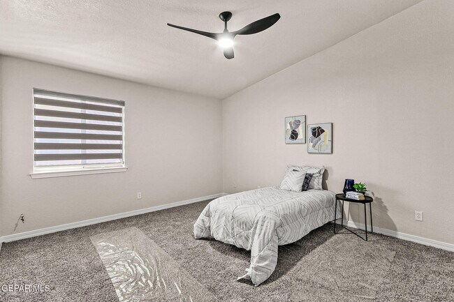 Building Photo - 3121 Tierra Paola Ln