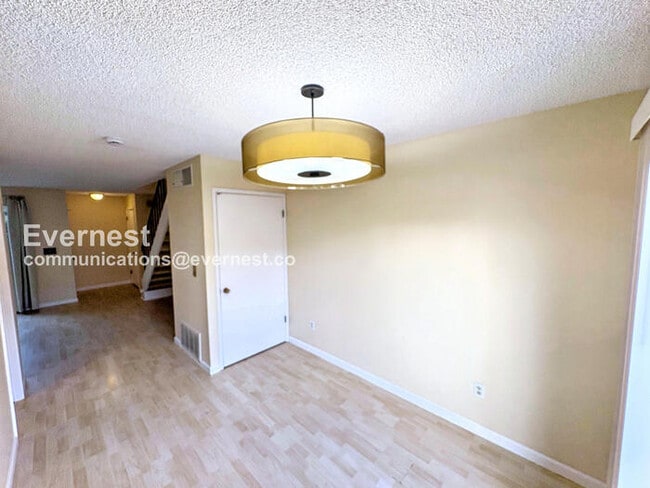 Building Photo - 1844 Tesoro Ct