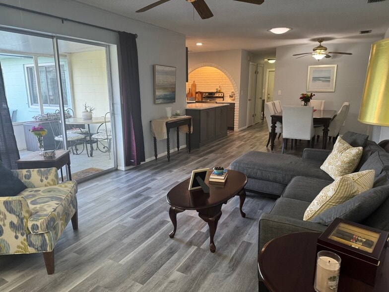 Living Room - 1063 Wexford Way