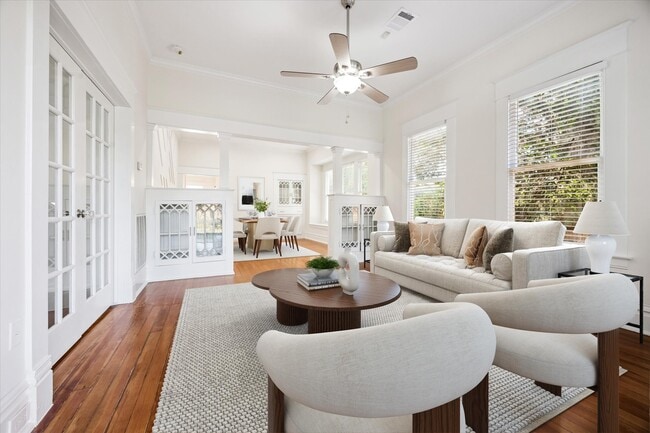 Building Photo - 1847 Cortlandt St