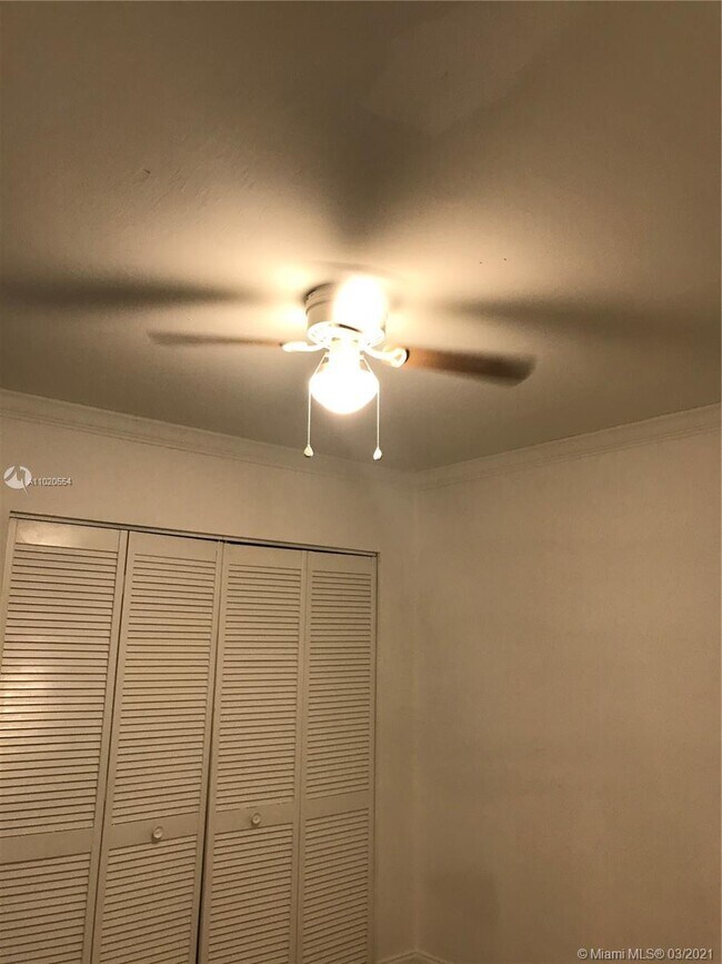 Building Photo - 10564 NW 8th Ln