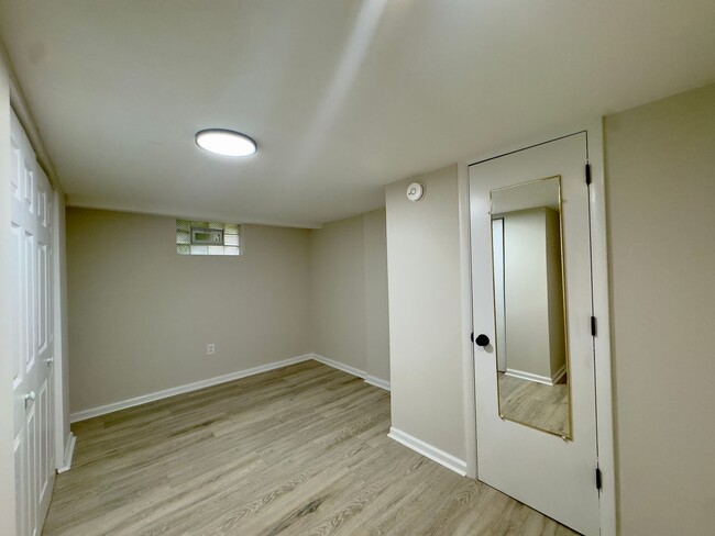 Building Photo - 3903 Innerdale Ct