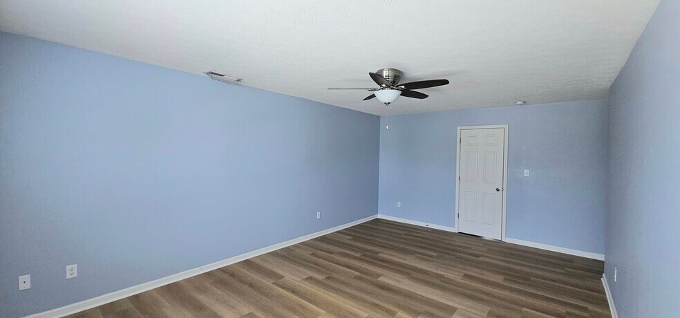 Building Photo - 8048 Grove Berry Dr