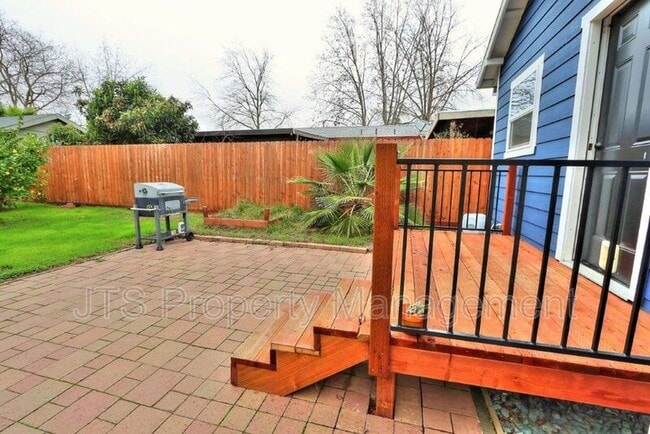 Building Photo - 3808 38th St