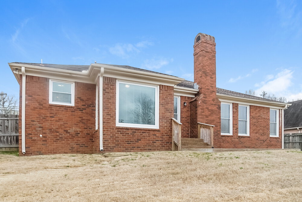 Building Photo - 255 S Sanga Rd