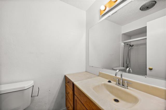 Building Photo - 517 McDivitt Dr