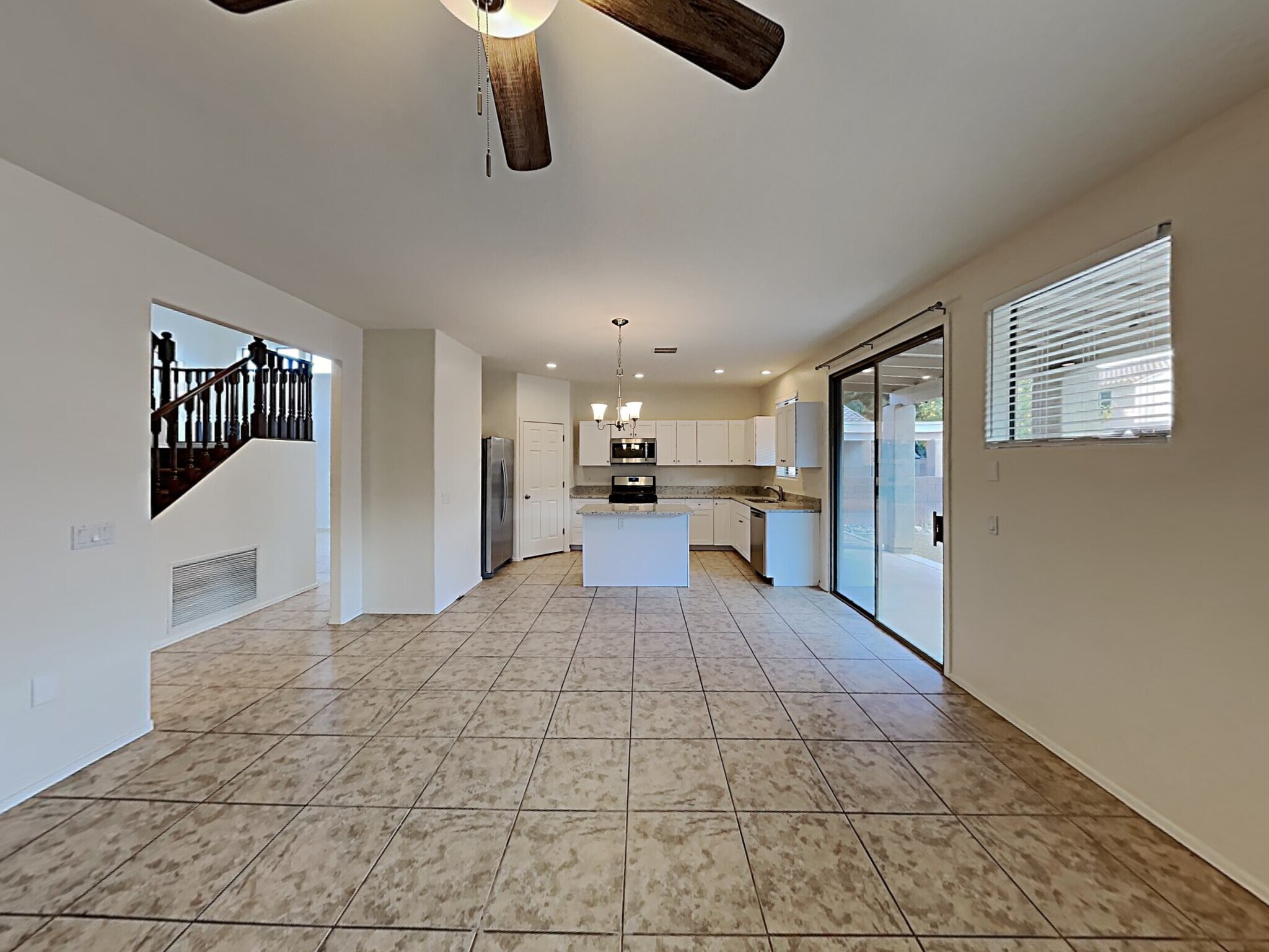 Building Photo - 65 W Camino Rio Cebolla