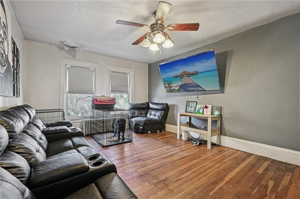 Building Photo - 436 S Main St