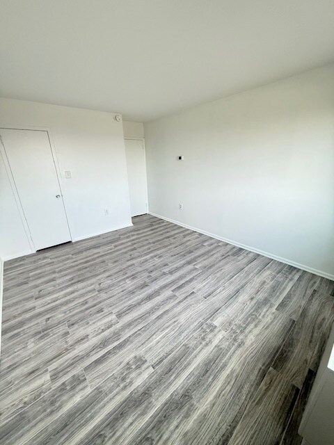 Building Photo - 2500 N Van Dorn St