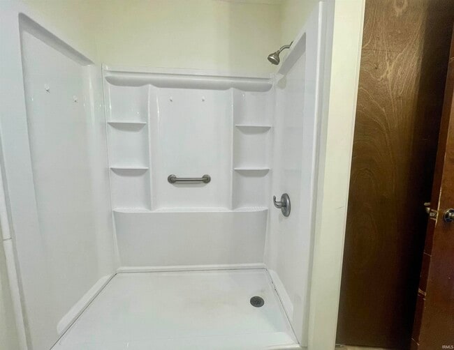 Building Photo - 5006 W Keller Rd