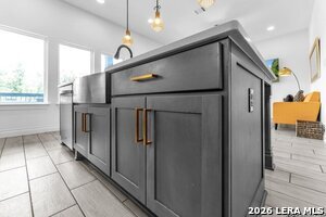 Building Photo - 2488 Waterfront Park Dr