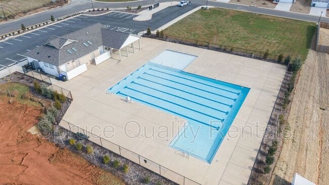 Building Photo - 216 McClellan Trail