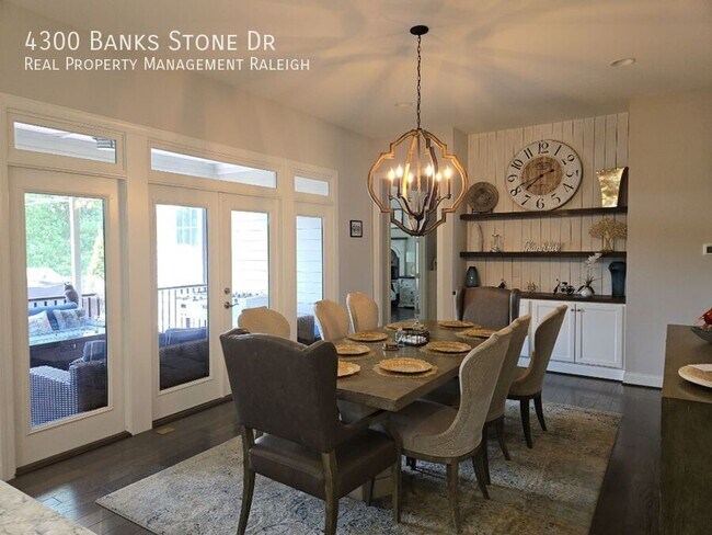 Building Photo - 4300 Banks Stone Dr