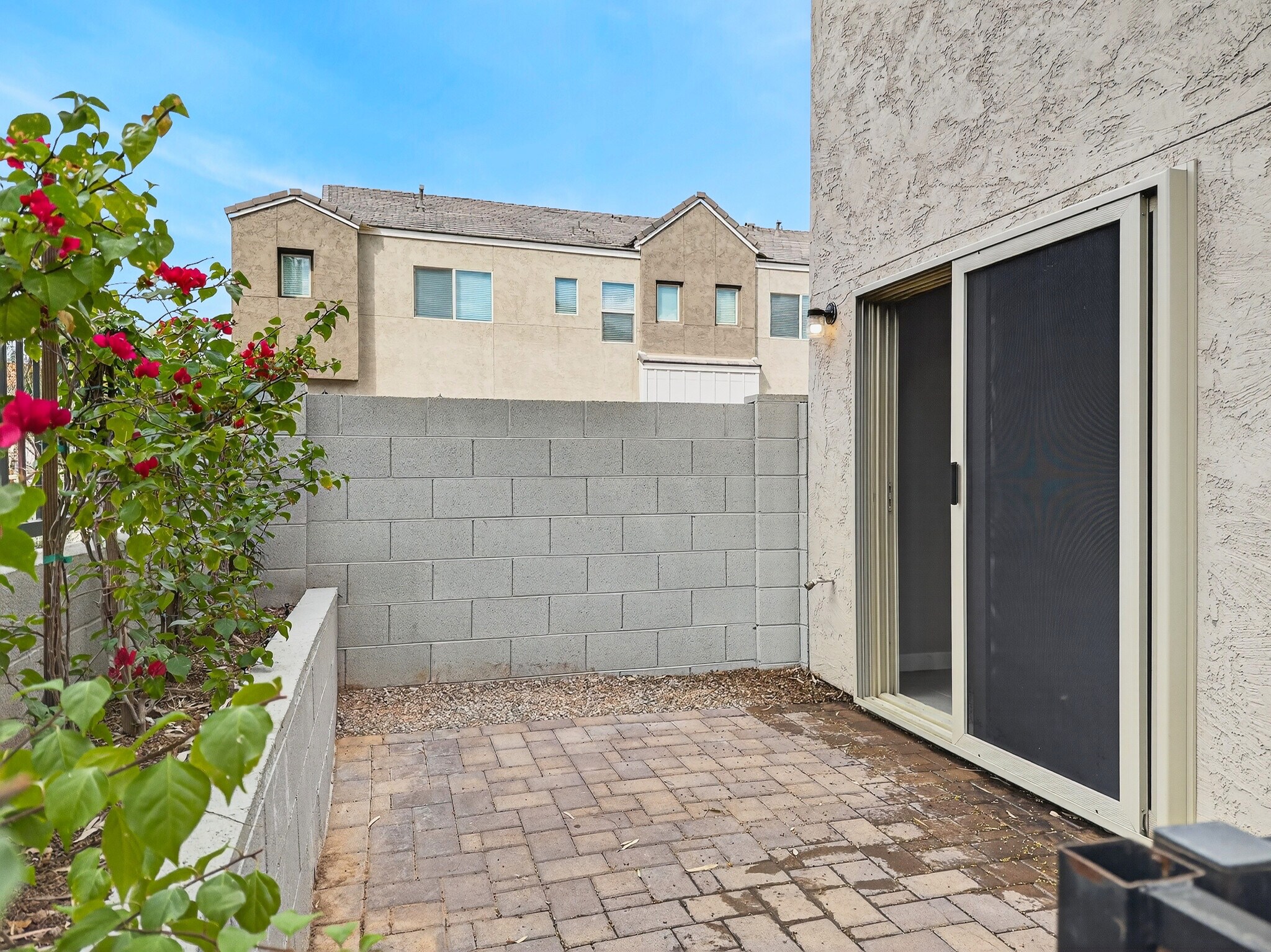 Building Photo - 8460 N 22nd Dr