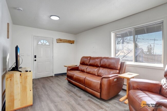 Building Photo - 1890 E 58th Ave