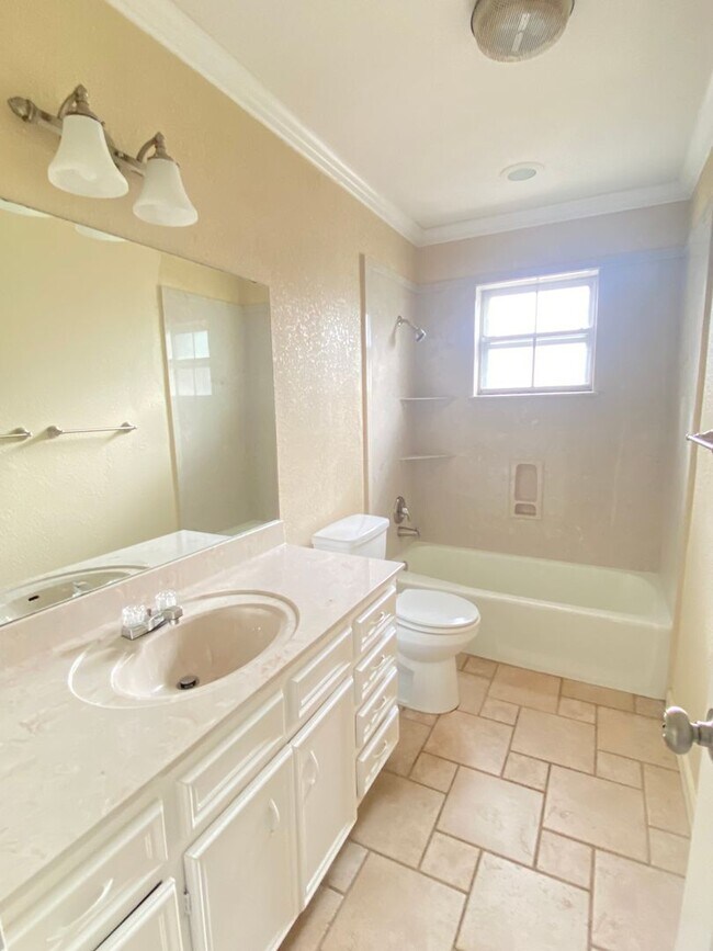 Building Photo - *PENDING* Corner Lot Rental in Harker Heights