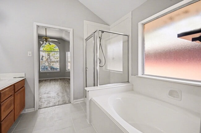 Building Photo - 9478 Carmalee St