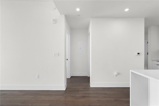 Building Photo - 788 West Marietta St NW