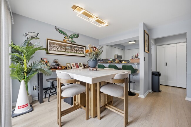 Building Photo - 6 Tamarisk Quay