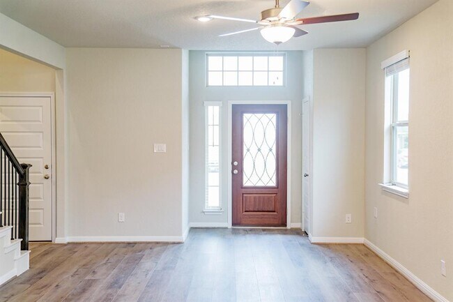 Building Photo - 3225 Starflower