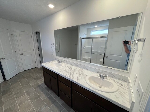 Building Photo - 990 Marissa Dr