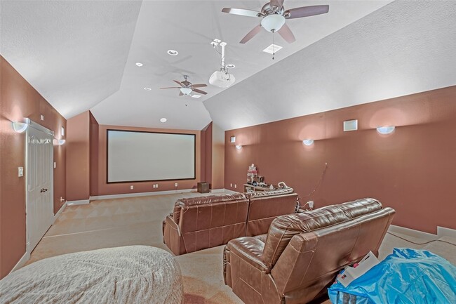 Building Photo - 29006 Reserve Bend Dr