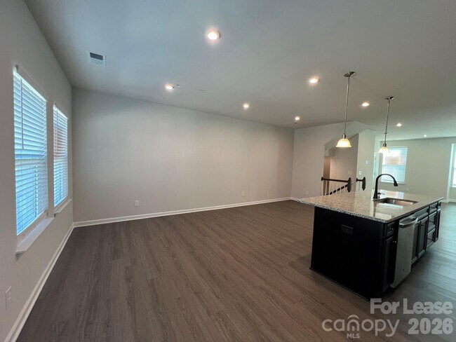 Building Photo - 1965 Stallings Rd