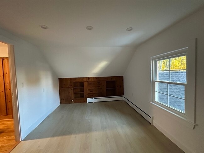 Building Photo - 35 Colton Ln