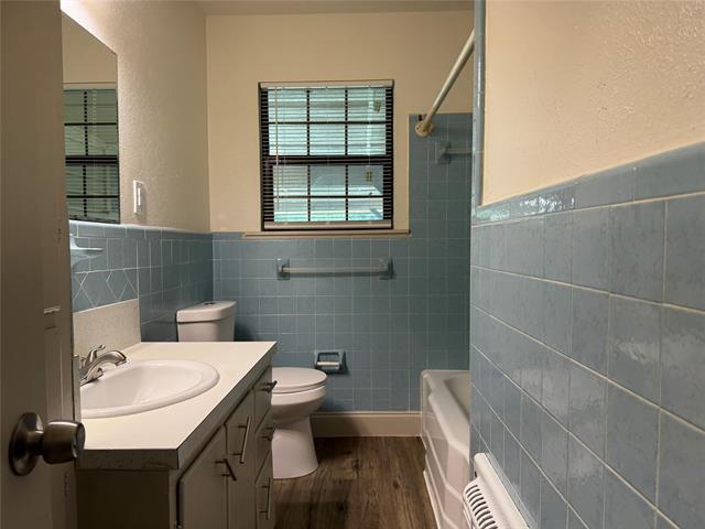 Building Photo - 3731 Avenue M