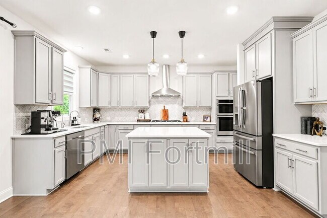 Building Photo - 2218 Idol Rock Dr